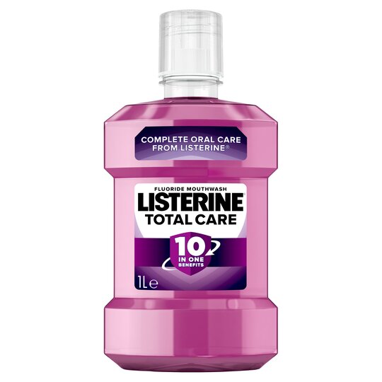 Listerine Mouthwash Totalcare Clean Mint Mouthwash 10 in One Benefits 1Ltr RRP 6 CLEARANCE XL 5.50